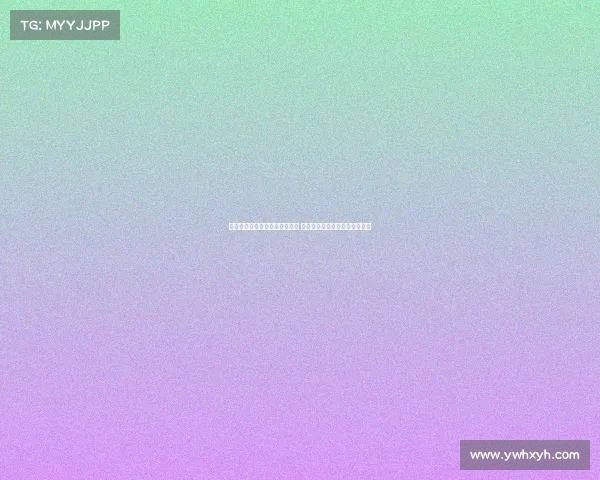 赫伊森在俱乐部门口停留十分钟 为小球迷签名互动引发热烈反响